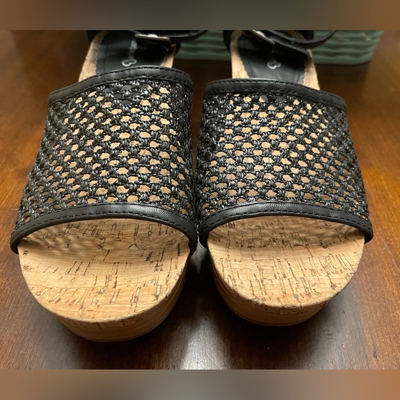 Bare Traps MARTA Women's Sandals - Picture 7 of 10